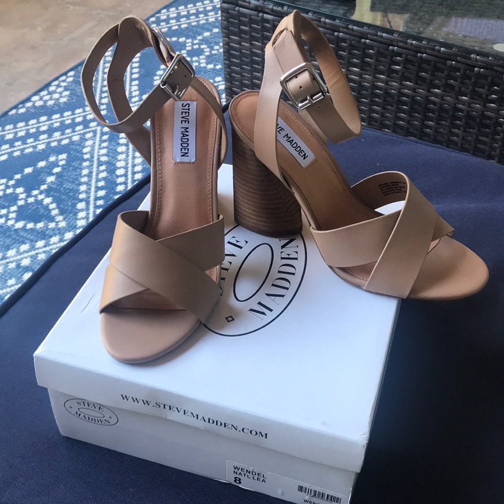 New With Box Steve Madden Wendel Sandals